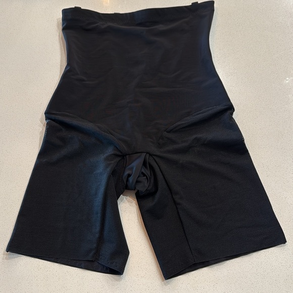 Honeylove High-Waisted Shapewear Shorts Size XL - Picture 4 of 9